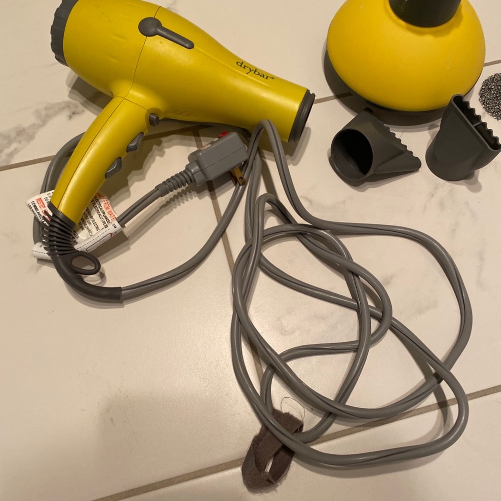 Dry bar hair drier